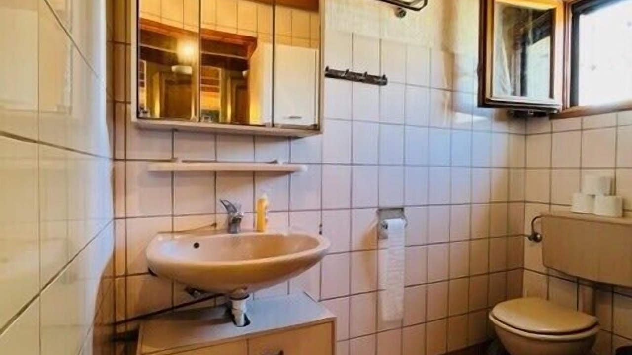 Photo of Bathroom in Penvins