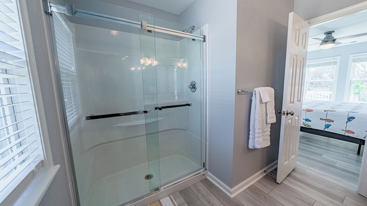 Photo of Bathroom in Sea Scape
