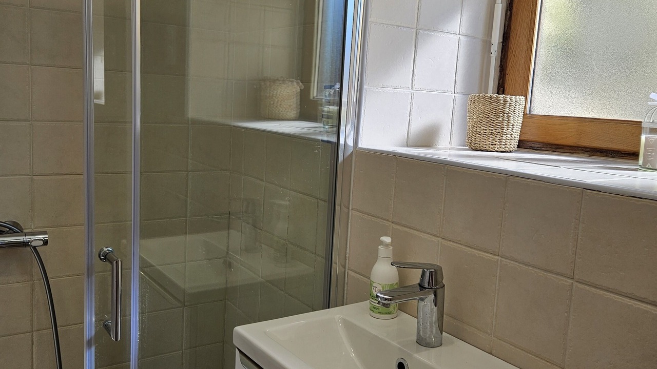 Photo of Bathroom in Les Champs-Geraux