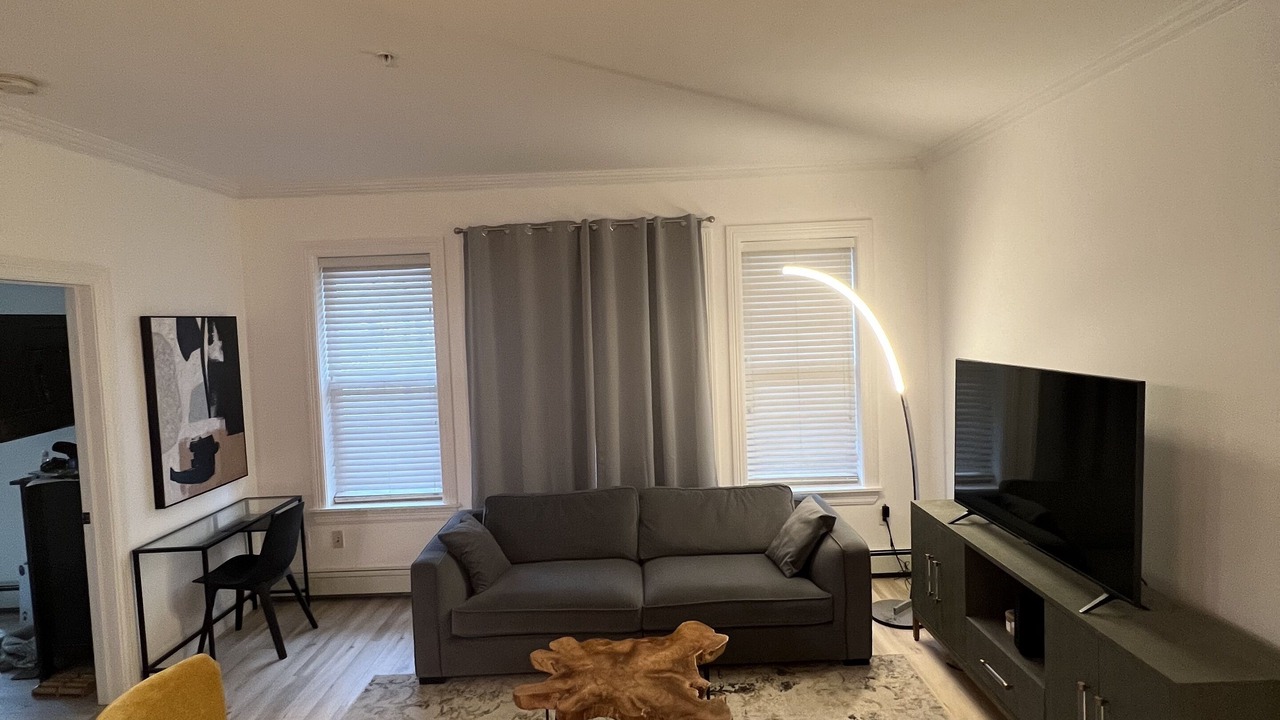 Photo of Livingroom in Downtown