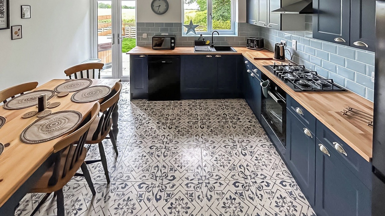 Photo of Others in Foxley