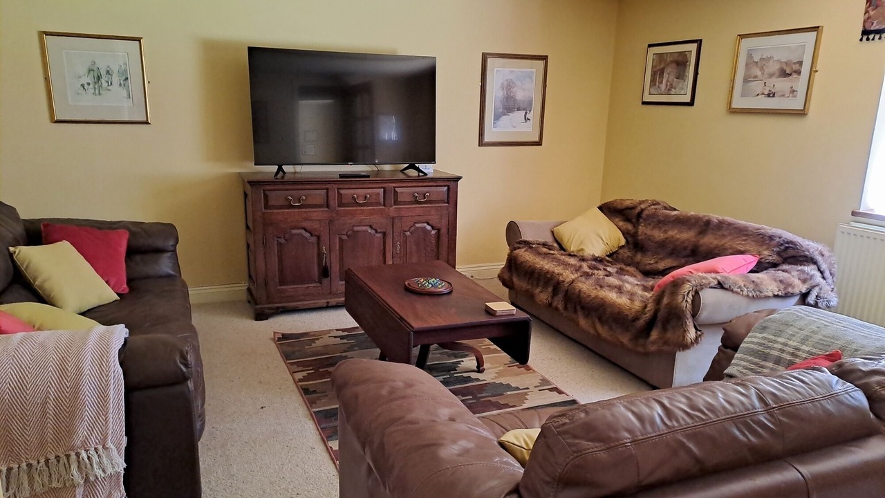 Photo of Livingroom in Kington