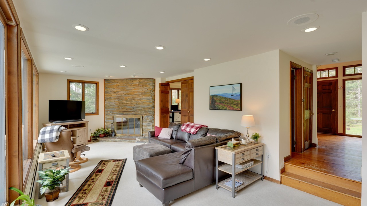 Photo of Livingroom in Mendon