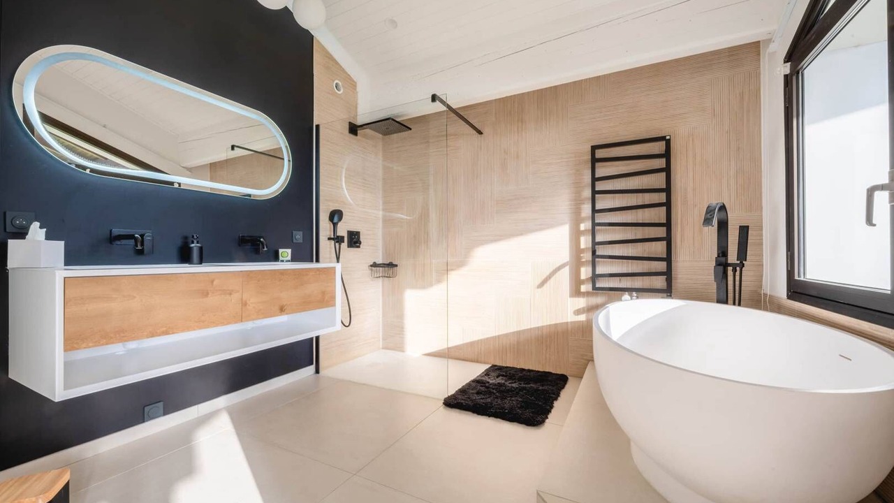 Photo of Bathroom in Veyrier-du-Lac
