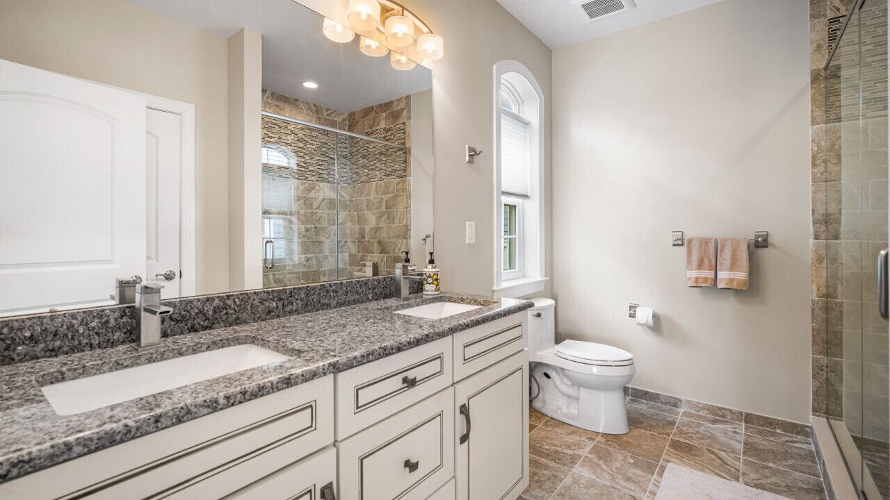 Photo of Bathroom in Margate City