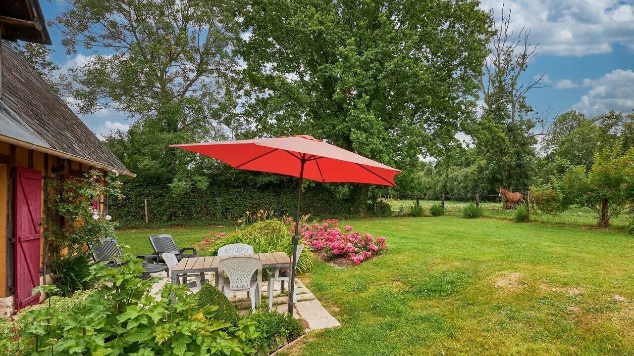 Photo of Outdoor in Cresseveuille