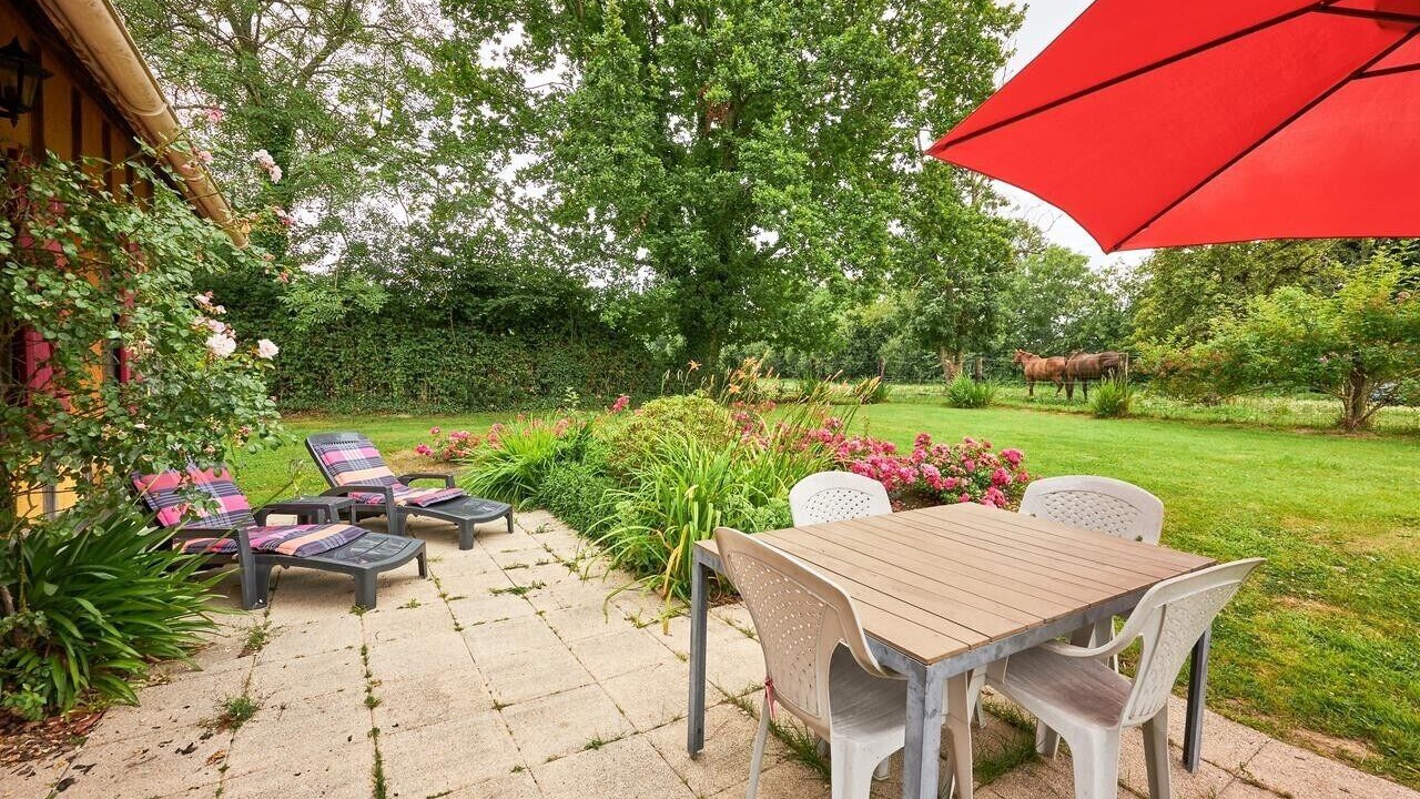 Photo of Outdoor in Cresseveuille