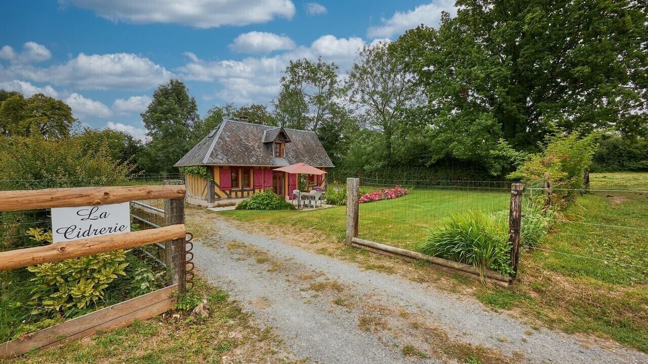 Photo of Outdoor in Cresseveuille