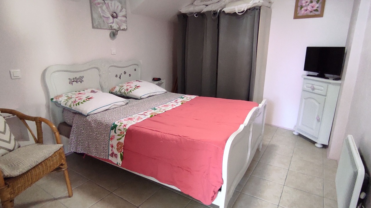 Photo of Bedroom in Bain-de-Bretagne