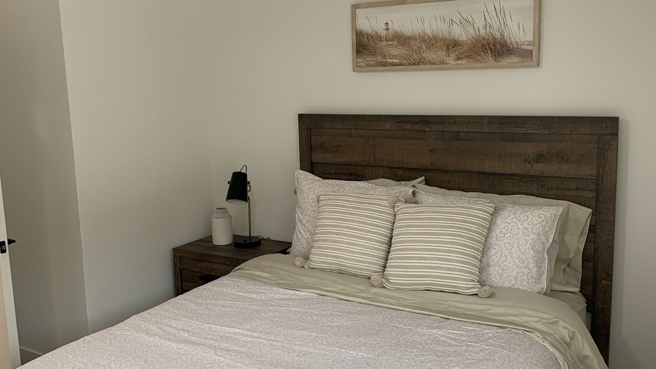 Photo of Bedroom in Lake San Marcos