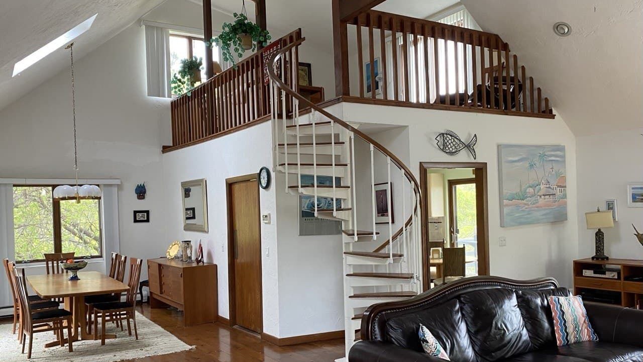 Photo of Livingroom in Cedarville