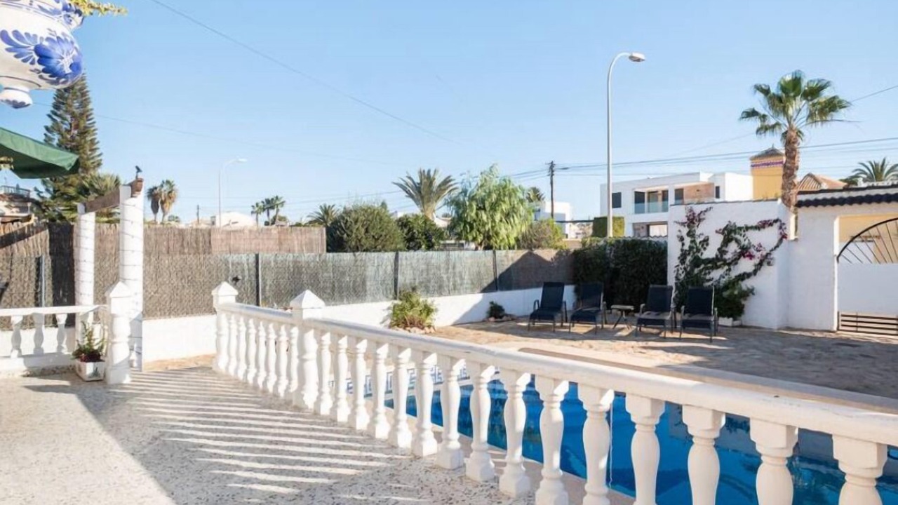 Photo of Patio Balcony in El Chaparral