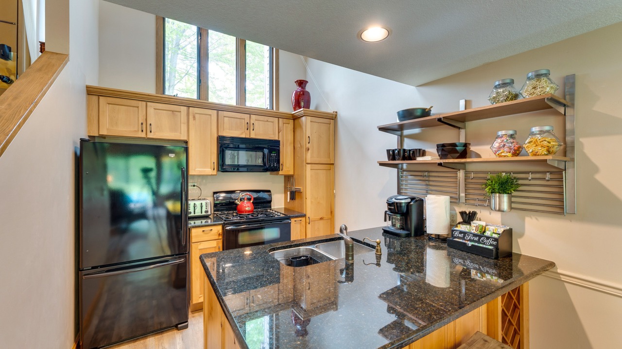 Photo of Kitchen in The Galena Territory