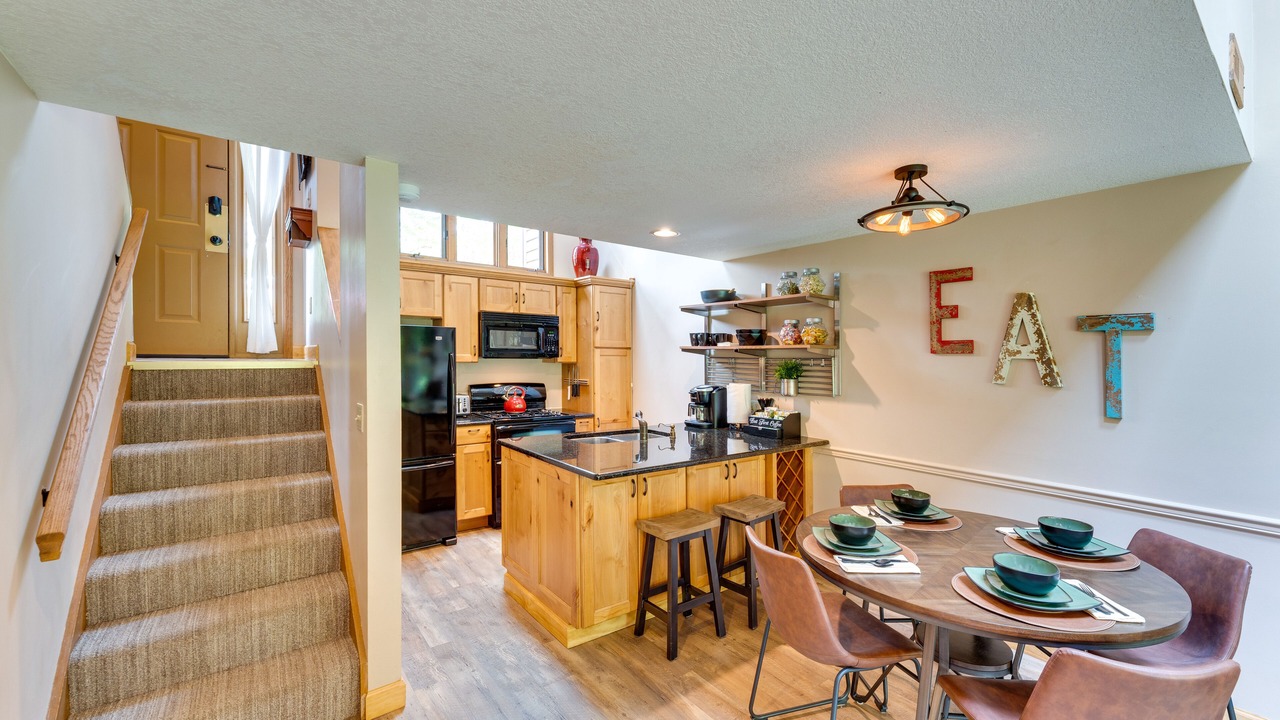 Photo of Kitchen in The Galena Territory