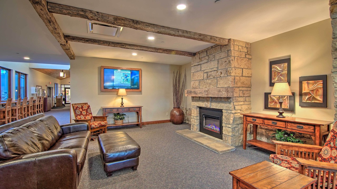 Photo of Livingroom in The Galena Territory