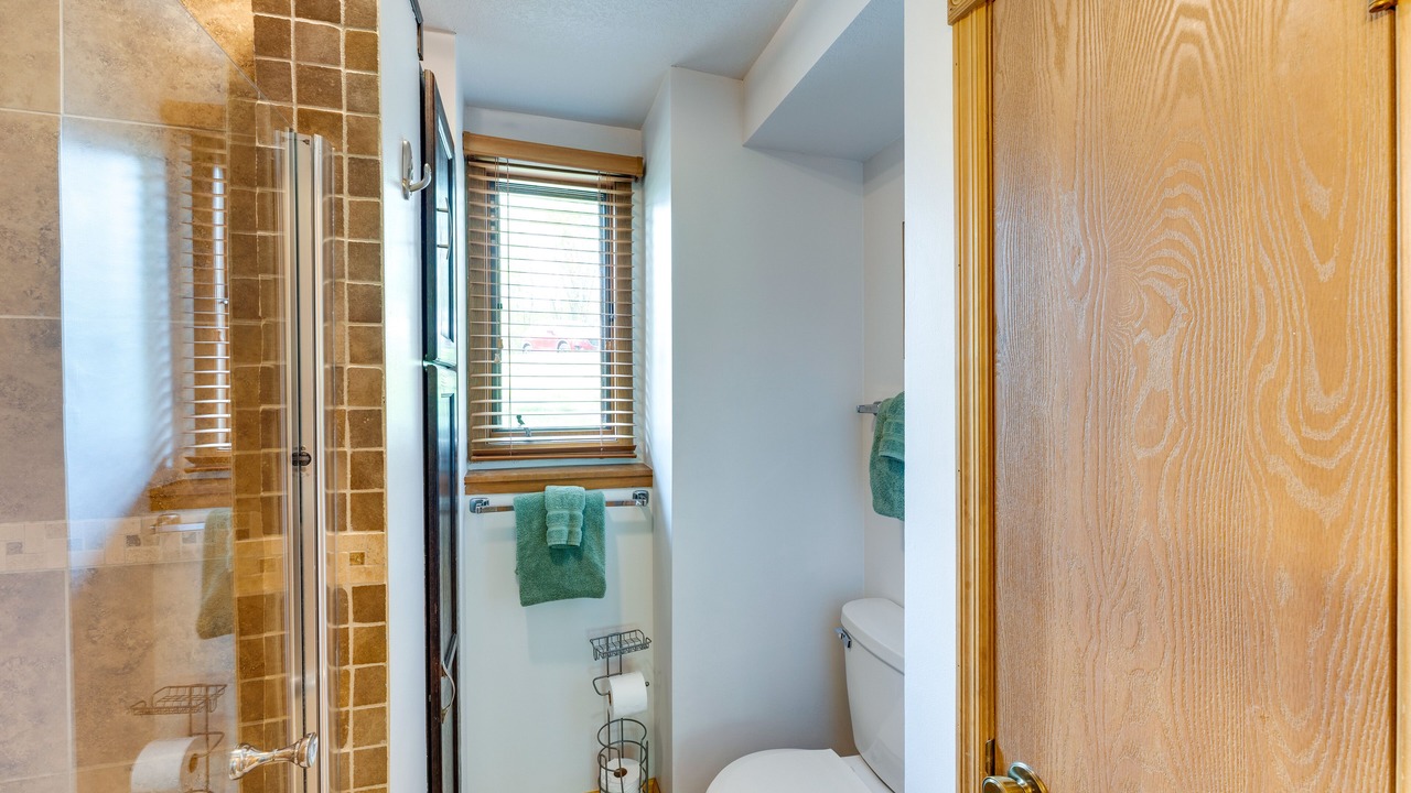 Photo of Bathroom in The Galena Territory