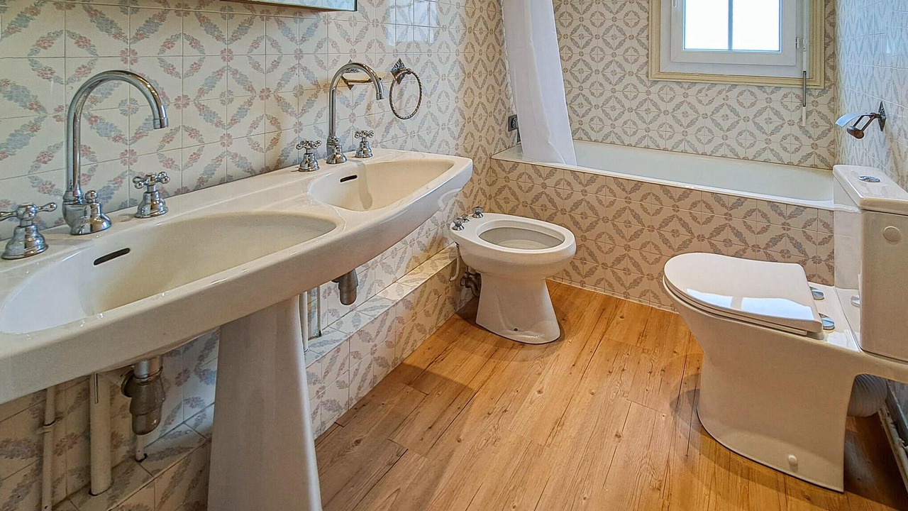 Photo of Bathroom in Benerville-sur-Mer