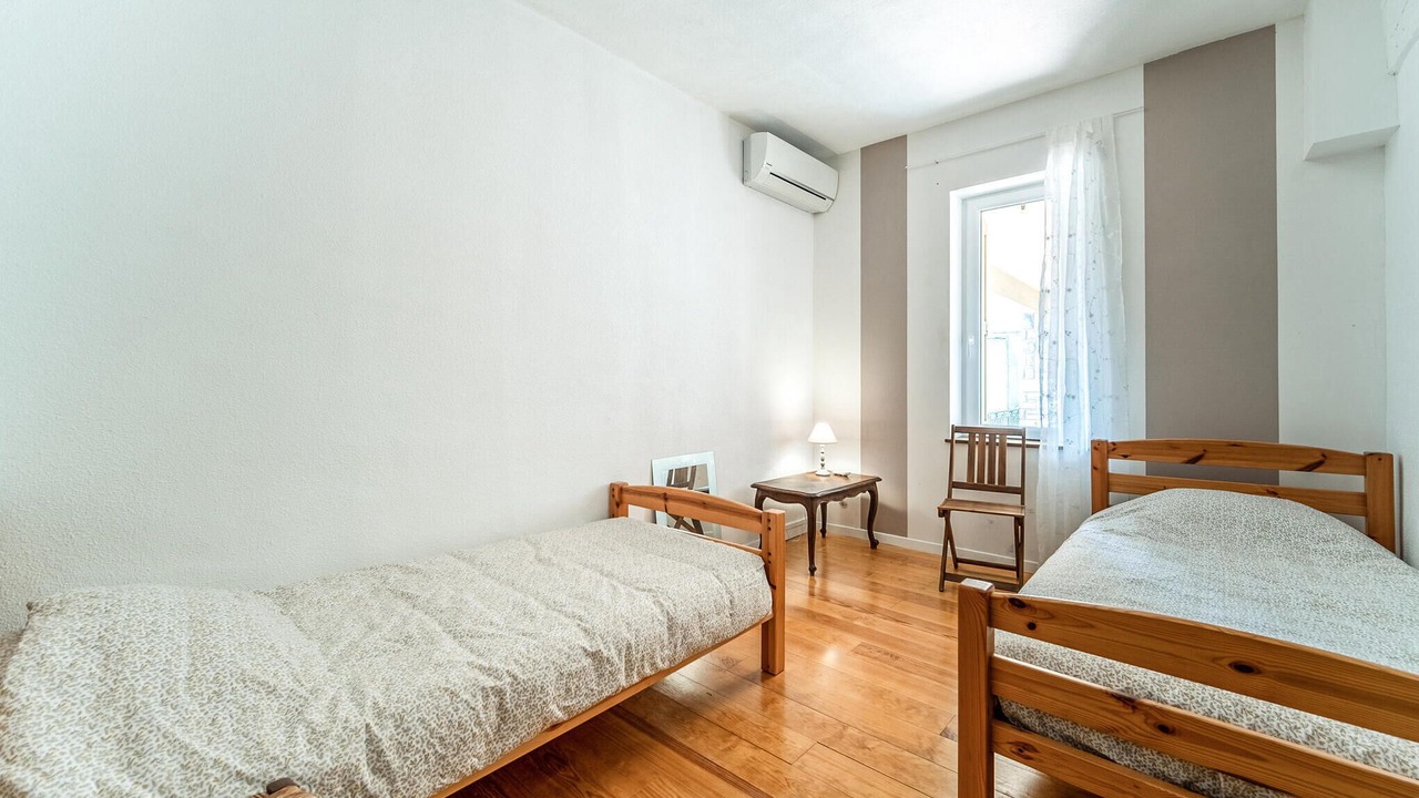 Photo of Others in Villegly