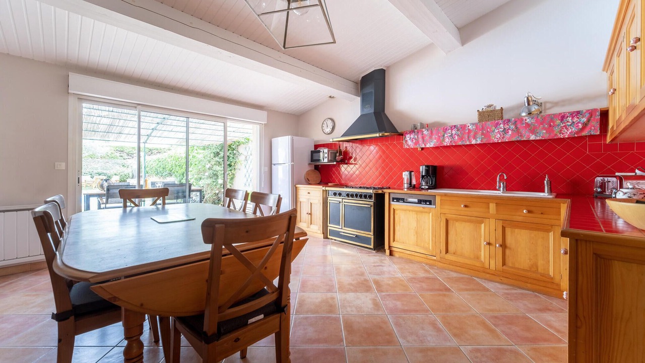 Photo of Others in Villegly