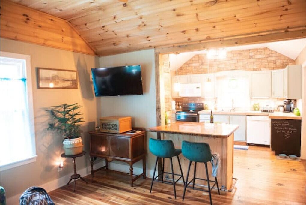 Photo of Kitchen in Shipman