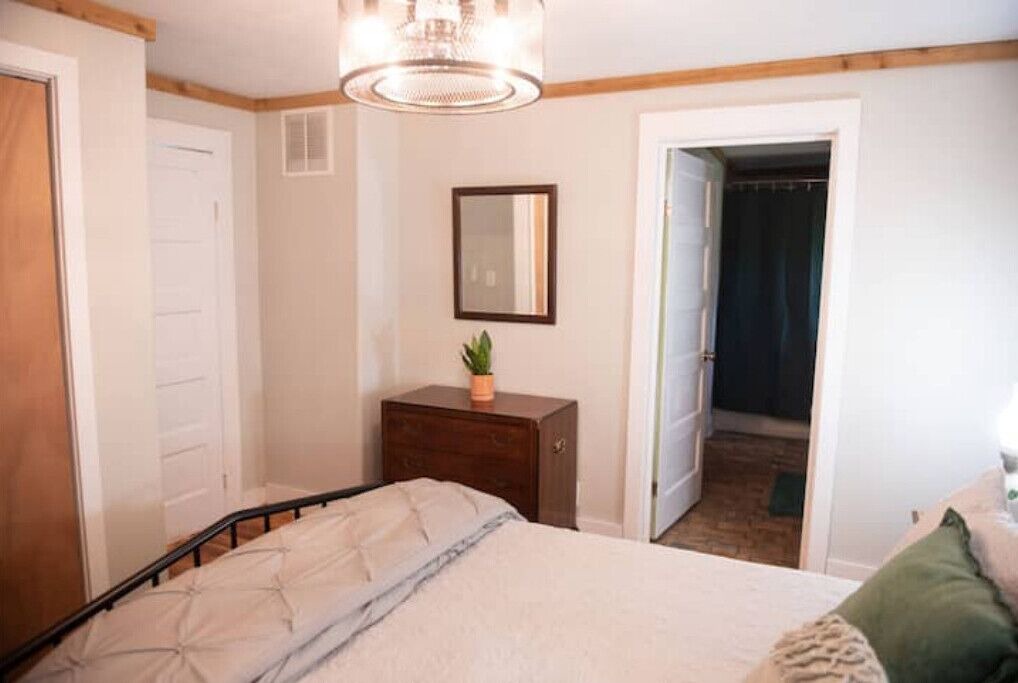 Photo of Bedroom in Shipman