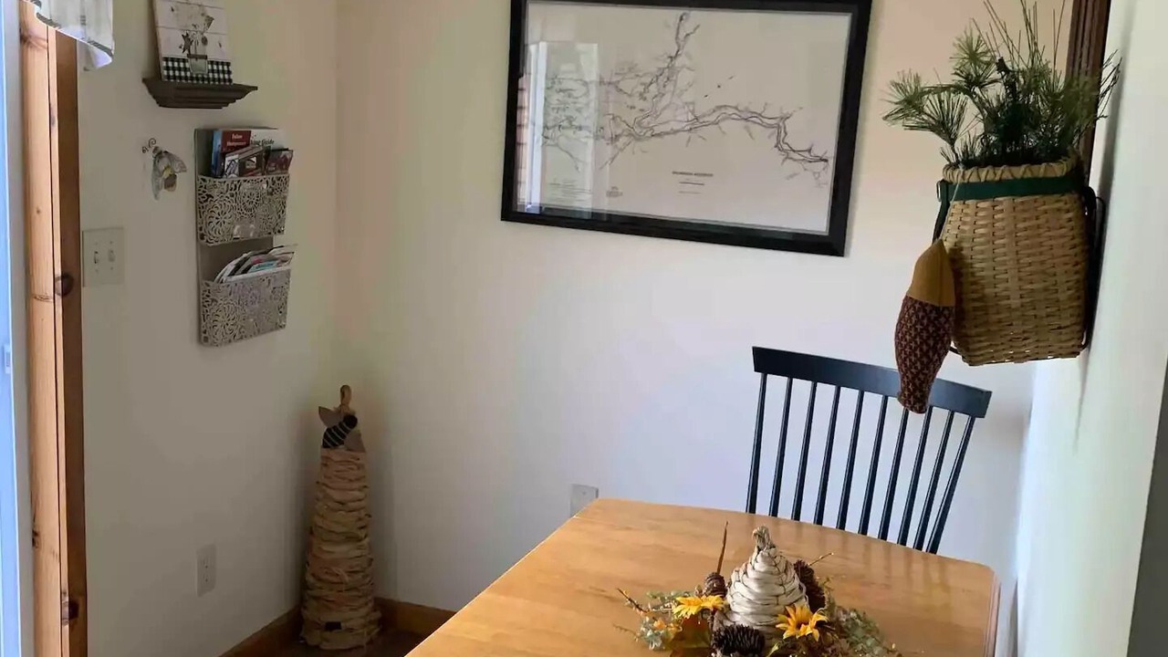 Photo of Others in Mayfield