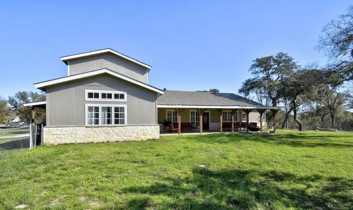 Photo of Bedroom in New Braunfels