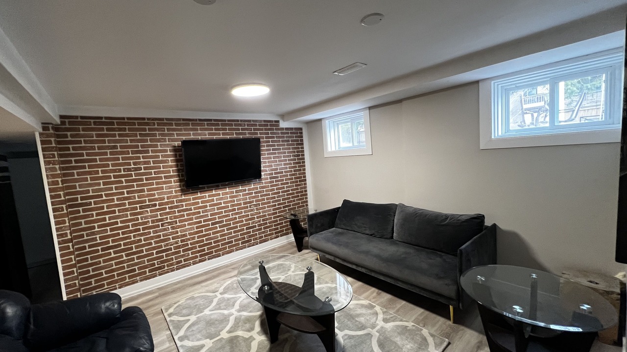 Photo of Livingroom in Richmond Hill
