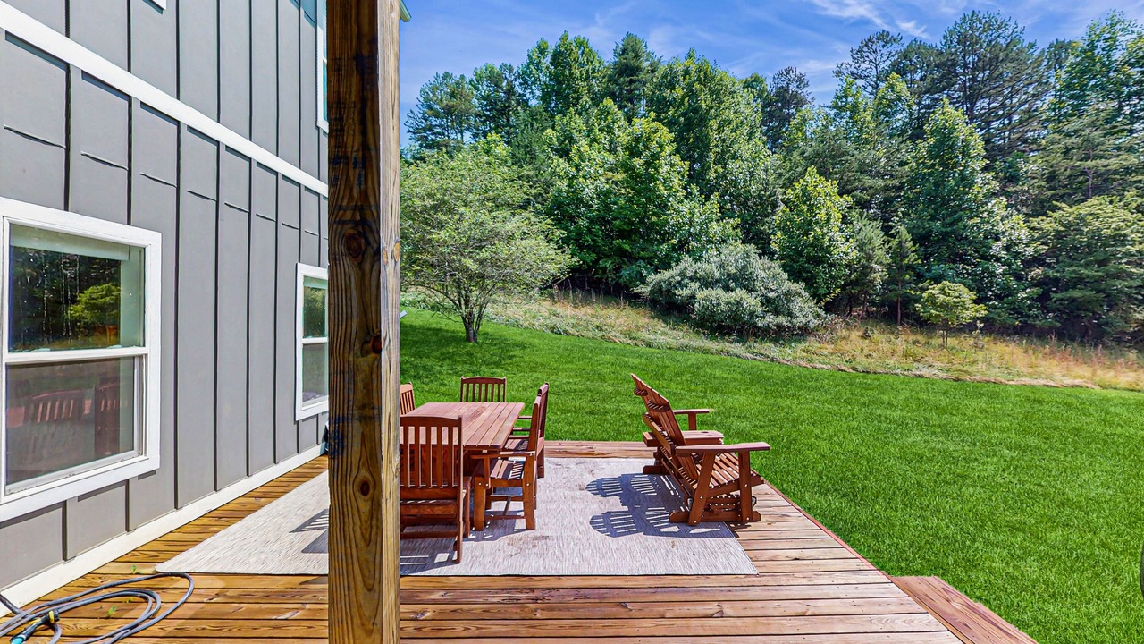 Photo of Outdoor in Morganton