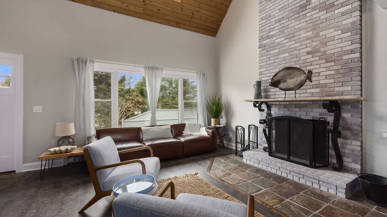 Photo of Livingroom in Dennis Port