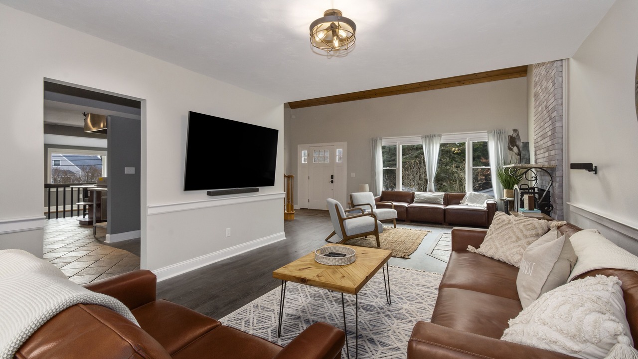 Photo of Livingroom in Dennis Port