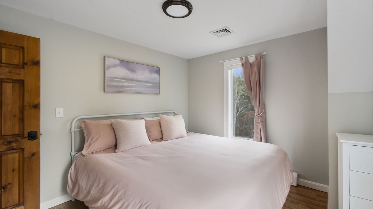 Photo of Bedroom in Dennis Port