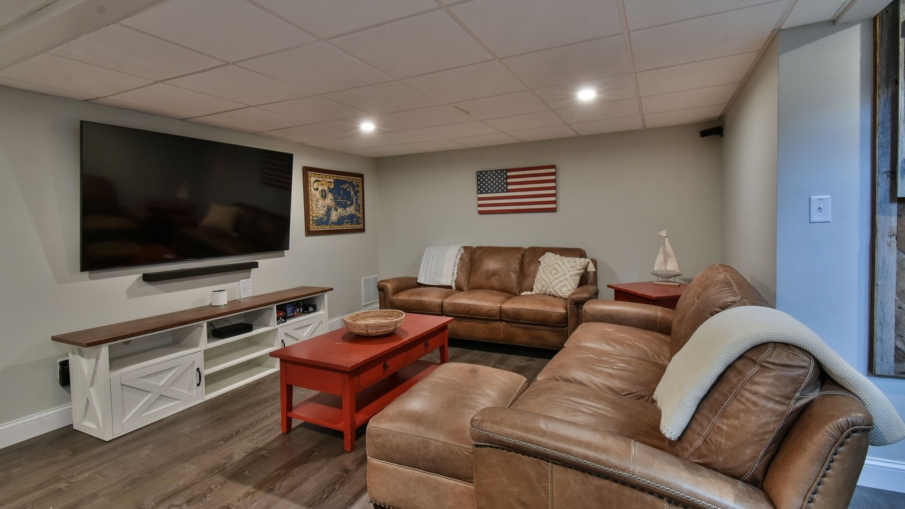 Photo of Livingroom in Dennis Port