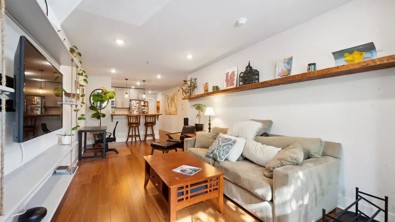 Photo of Livingroom in Fairmount
