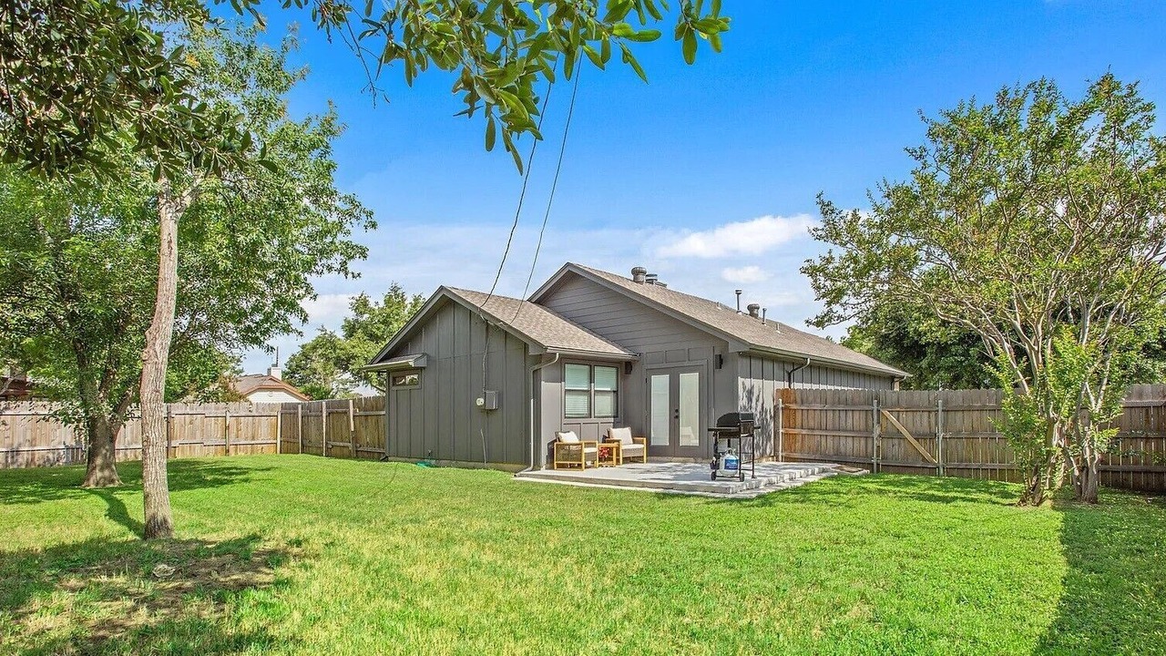 Photo of Outdoor in Greenslopes At Lake Creek