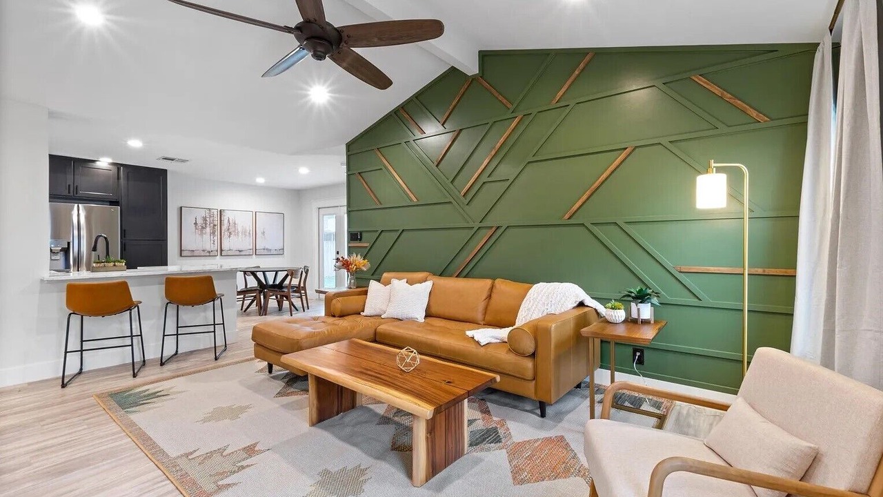 Photo of Livingroom in Greenslopes At Lake Creek