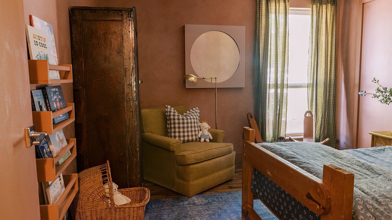 Photo of Bedroom in Oak Ridge