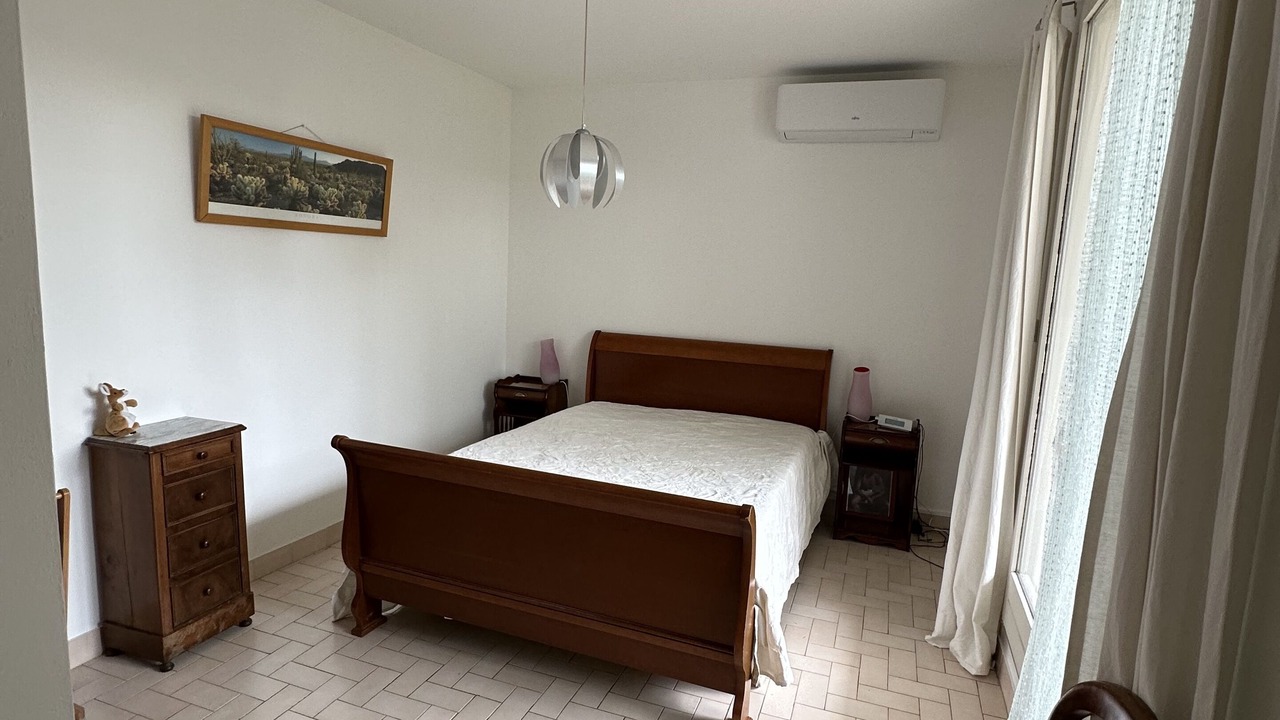 Photo of Bedroom in Cadereau