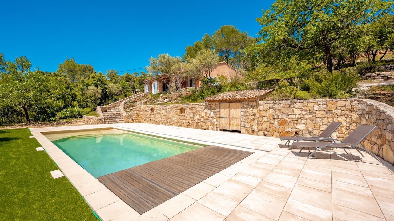 Photo of Outdoor in Entrecasteaux