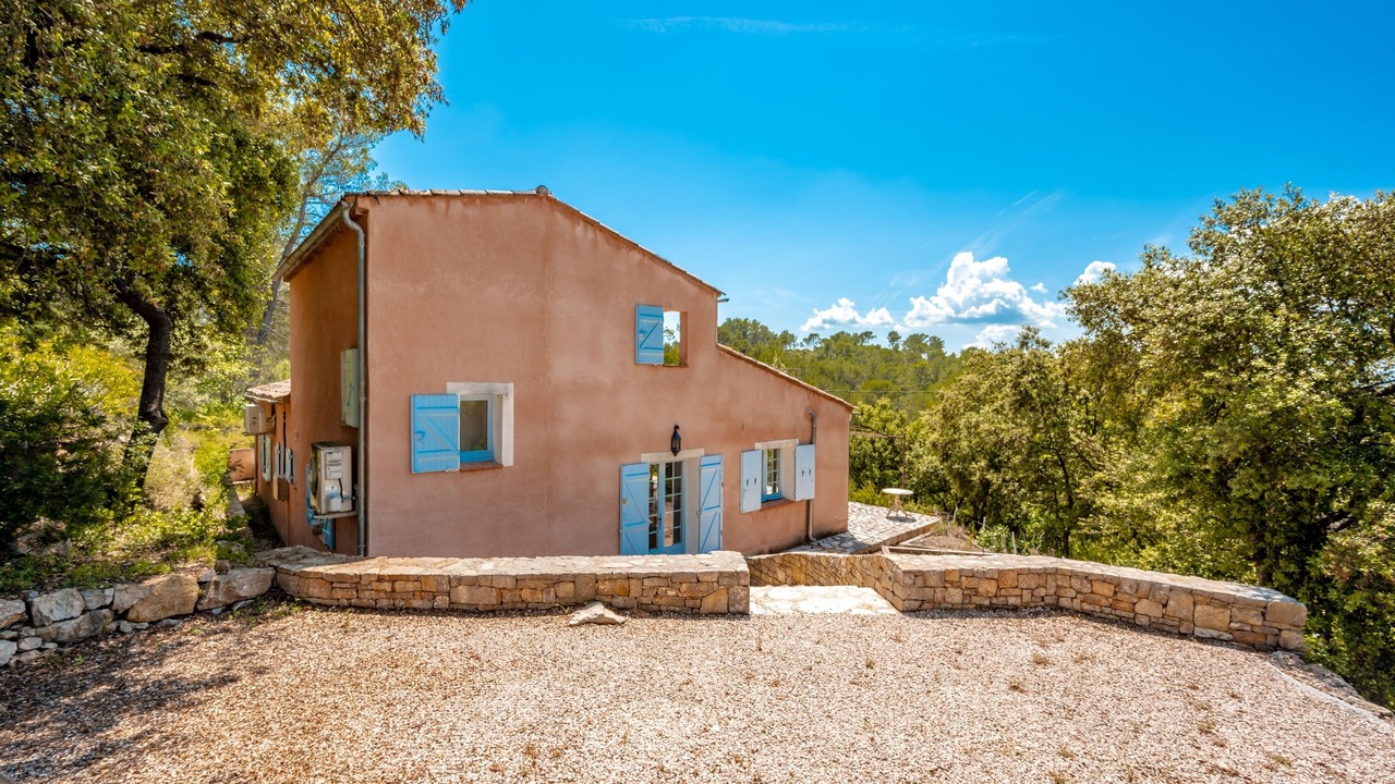 Photo of Outdoor in Entrecasteaux