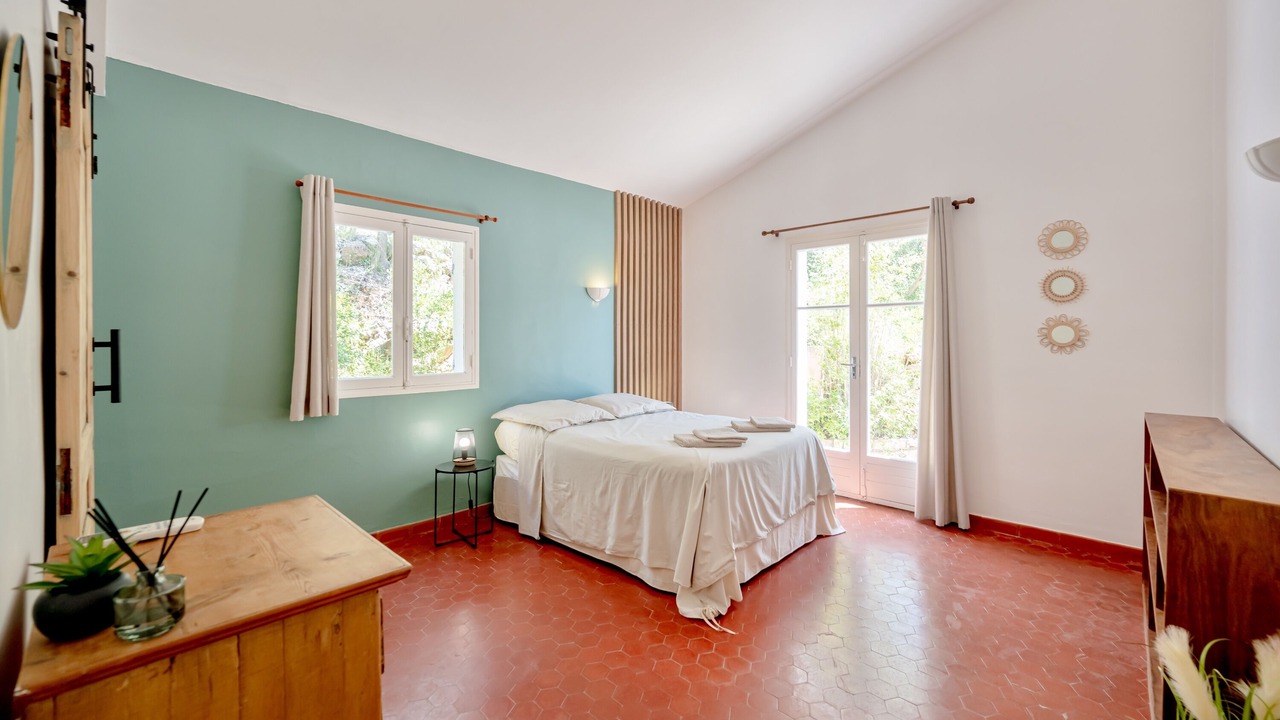 Photo of Bedroom in Entrecasteaux