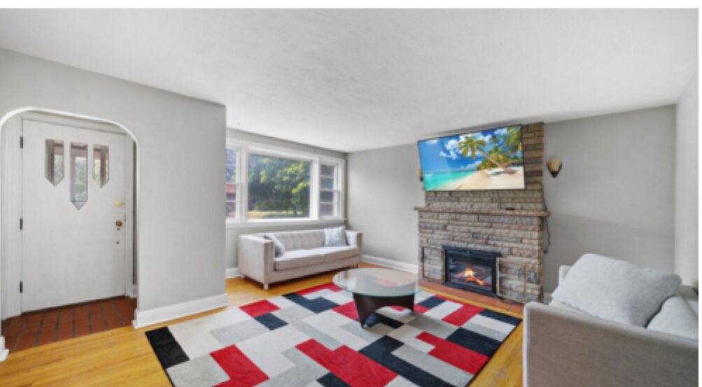 Photo of Livingroom in Barrie