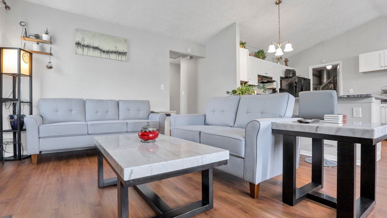 Photo of Livingroom in Kilbourne