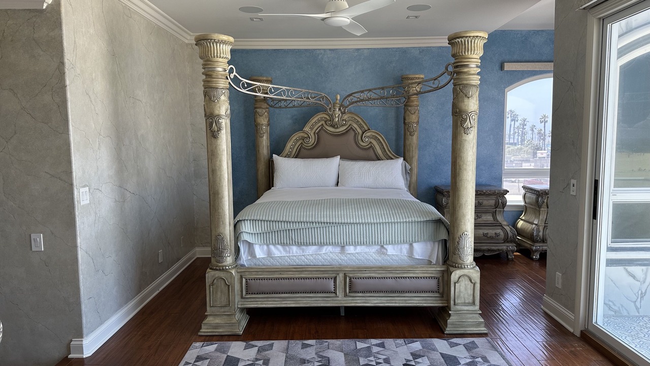Photo of Bedroom in Hermosa Beach