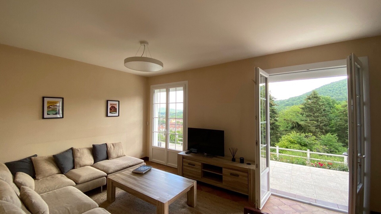 Photo of Livingroom in Encausse-les-Thermes