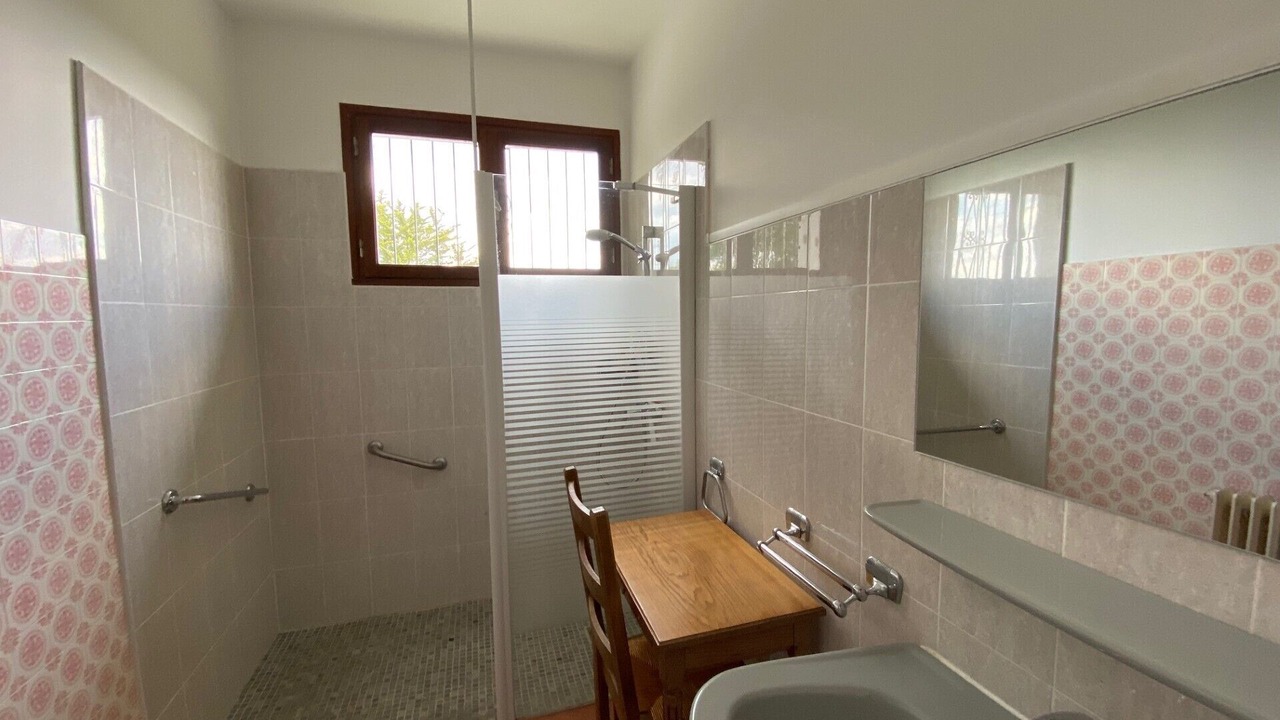 Photo of Bathroom in Encausse-les-Thermes