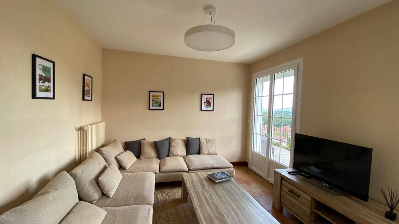 Photo of Livingroom in Encausse-les-Thermes