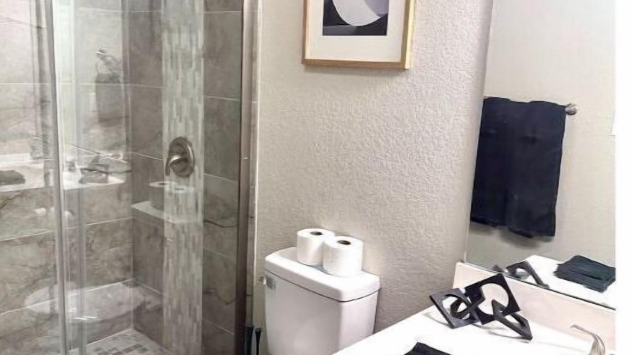 Photo of Bathroom in Eagle Pass