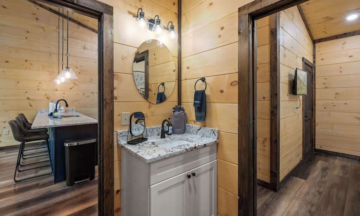 Photo of Bathroom in Chalet Village