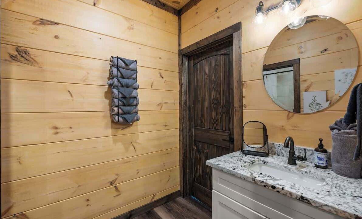 Photo of Bathroom in Chalet Village